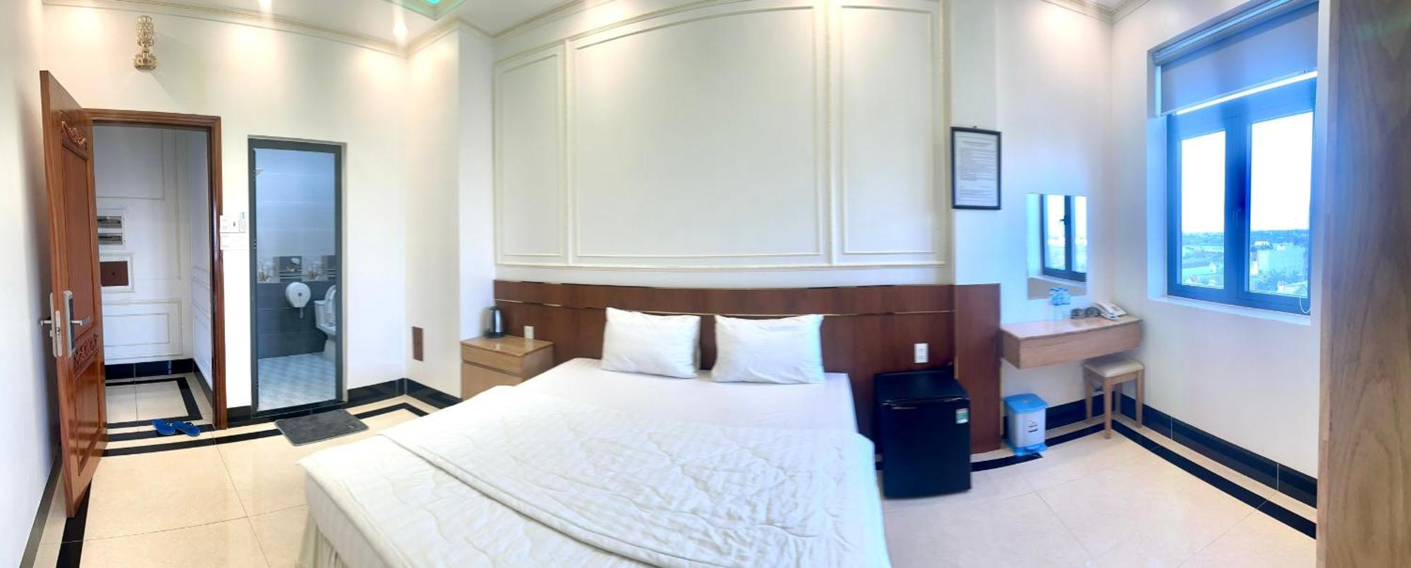 Phung Hoang Vu Hotel Bac Lieu Bagian luar foto