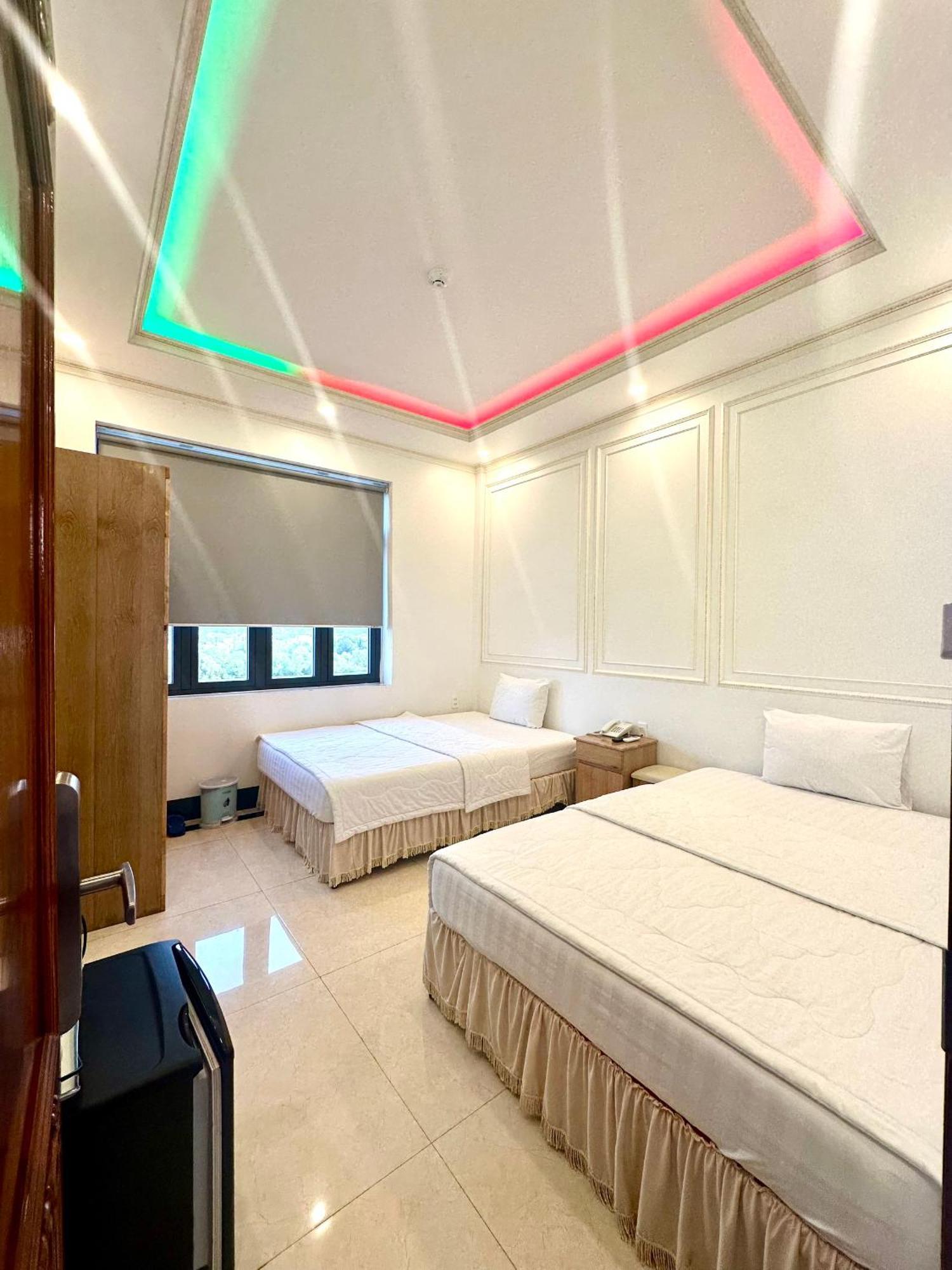 Phung Hoang Vu Hotel Bac Lieu Bagian luar foto